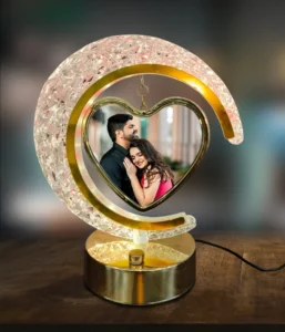 crescent moon led table lamp with hanging heart